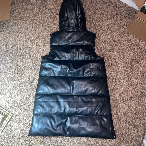 Vigoss Sz L Hooded Black Vegan Faux Leather Quilted Puffer Vest Pockets Womens - Picture 8 of 14